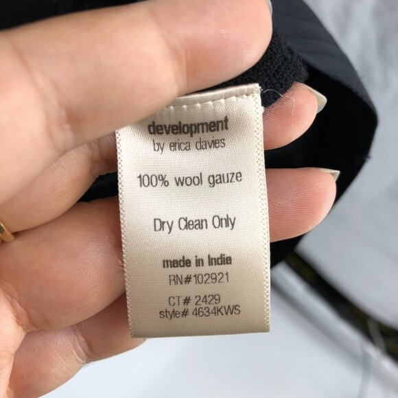 NWT Erica Davies Wool Gauze Short Puff sleeve Black Mini Dress with satin hem XS - Picture 8 of 16